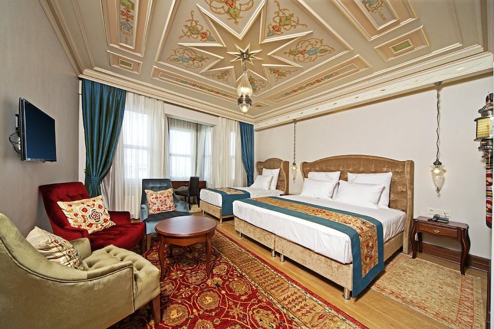 อาซาร์ด สวีทส์ Hotel อิสตันบูล ภายนอก รูปภาพ
