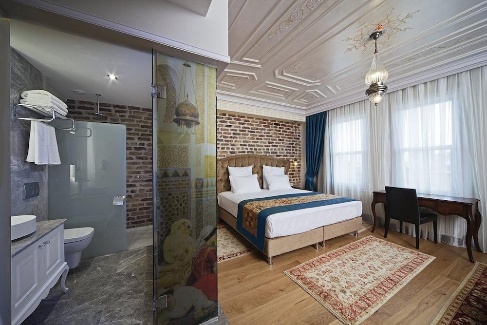 อาซาร์ด สวีทส์ Hotel อิสตันบูล ภายนอก รูปภาพ