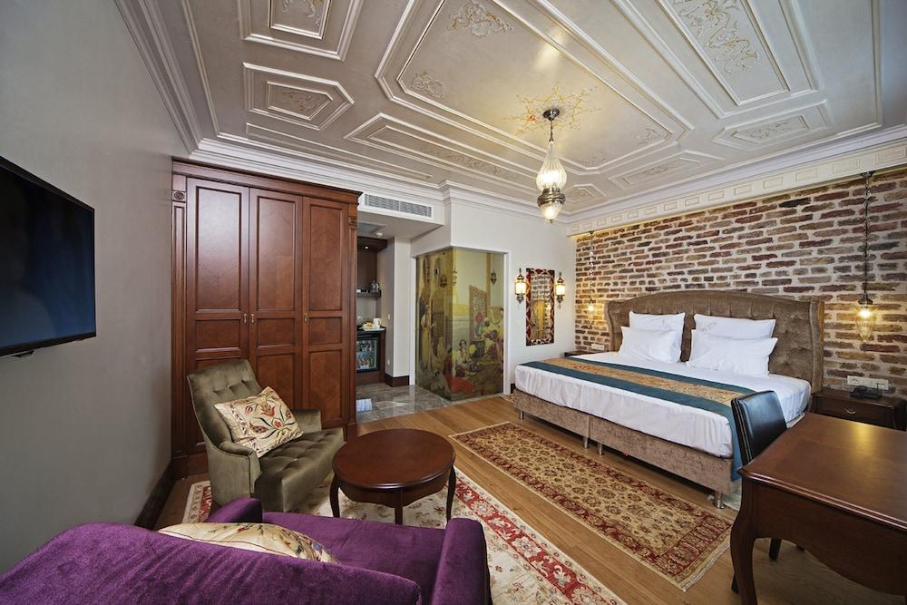 อาซาร์ด สวีทส์ Hotel อิสตันบูล ภายนอก รูปภาพ