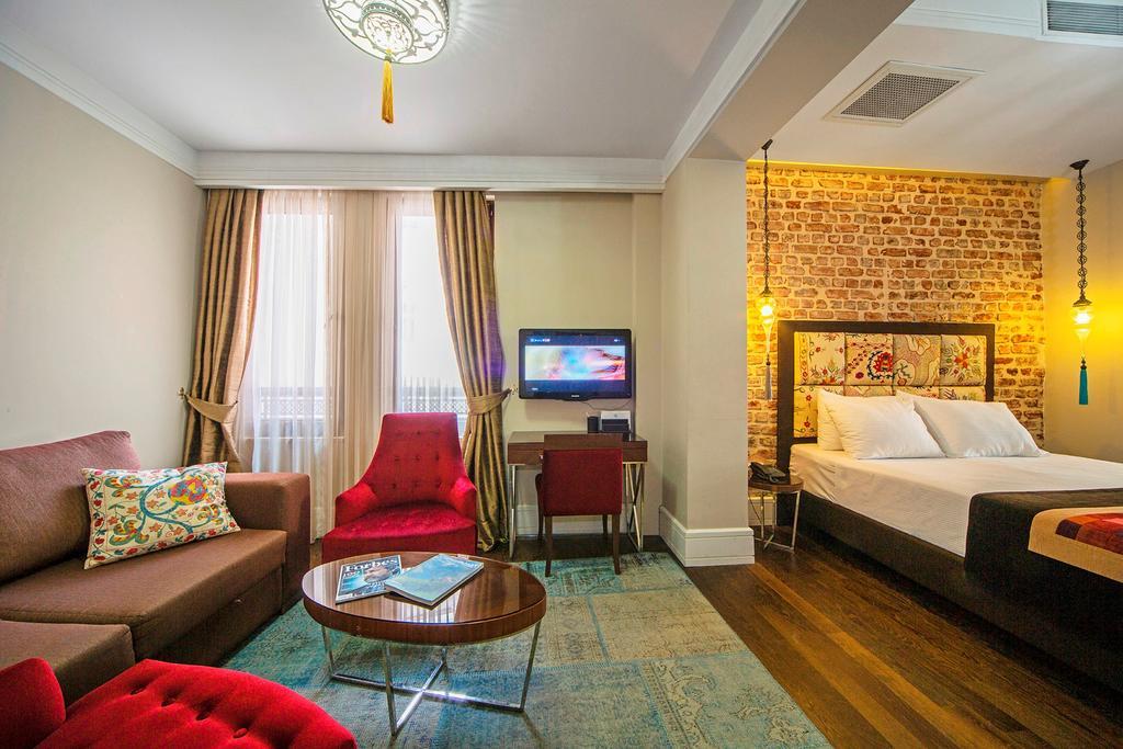 อาซาร์ด สวีทส์ Hotel อิสตันบูล ภายนอก รูปภาพ