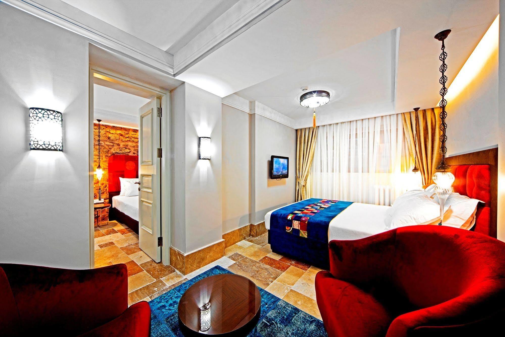 อาซาร์ด สวีทส์ Hotel อิสตันบูล ภายนอก รูปภาพ
